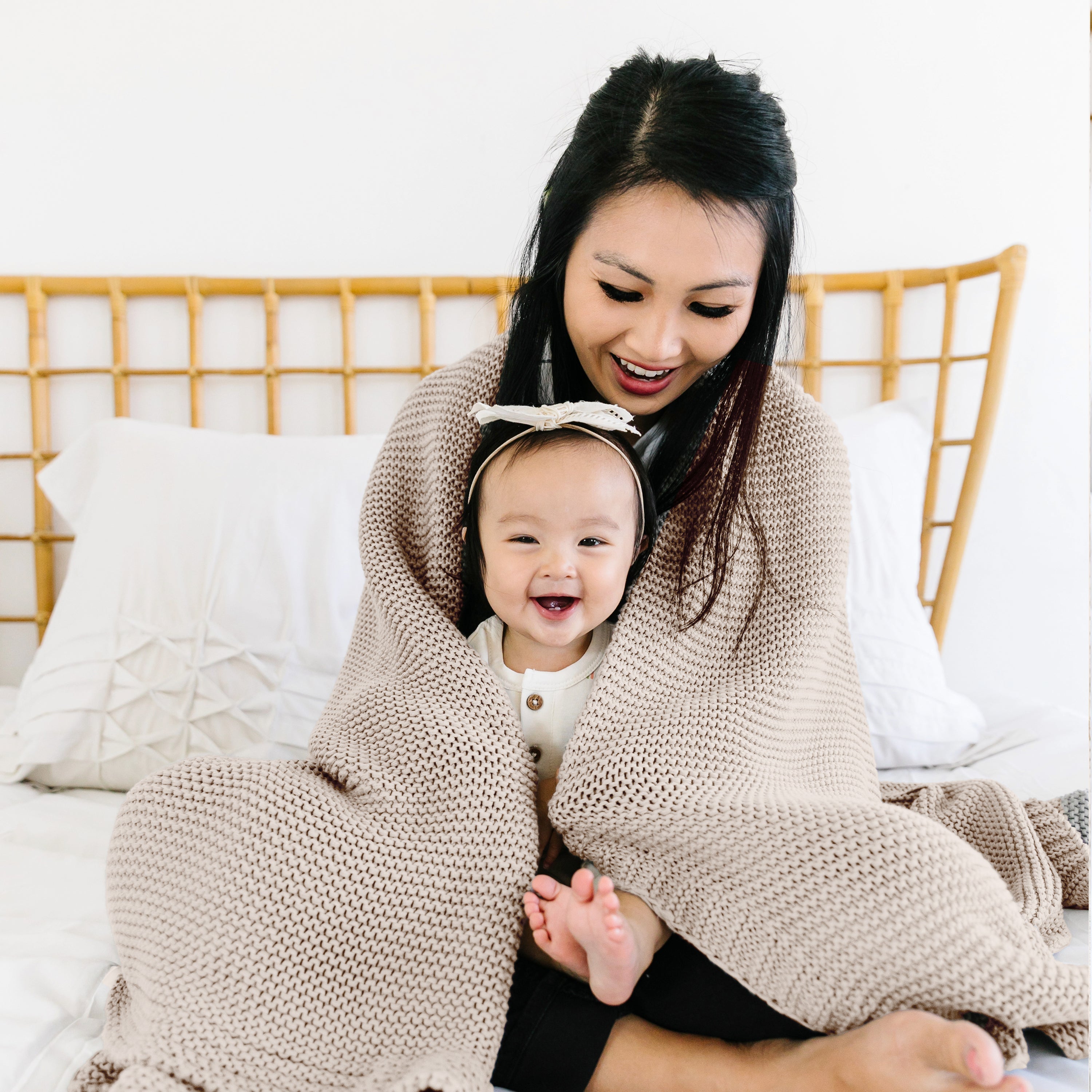 Chunky Knit Throw Blanket - Beige