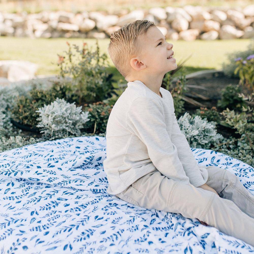 Blue Leaves + Cornflower Classic Muslin Super Snuggle Blanket Super Snuggle Blanket Bebe au Lait   