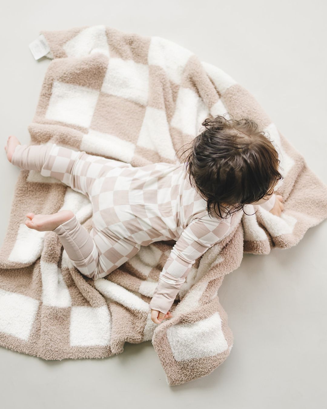 Checkered Plush Blanket | Latte