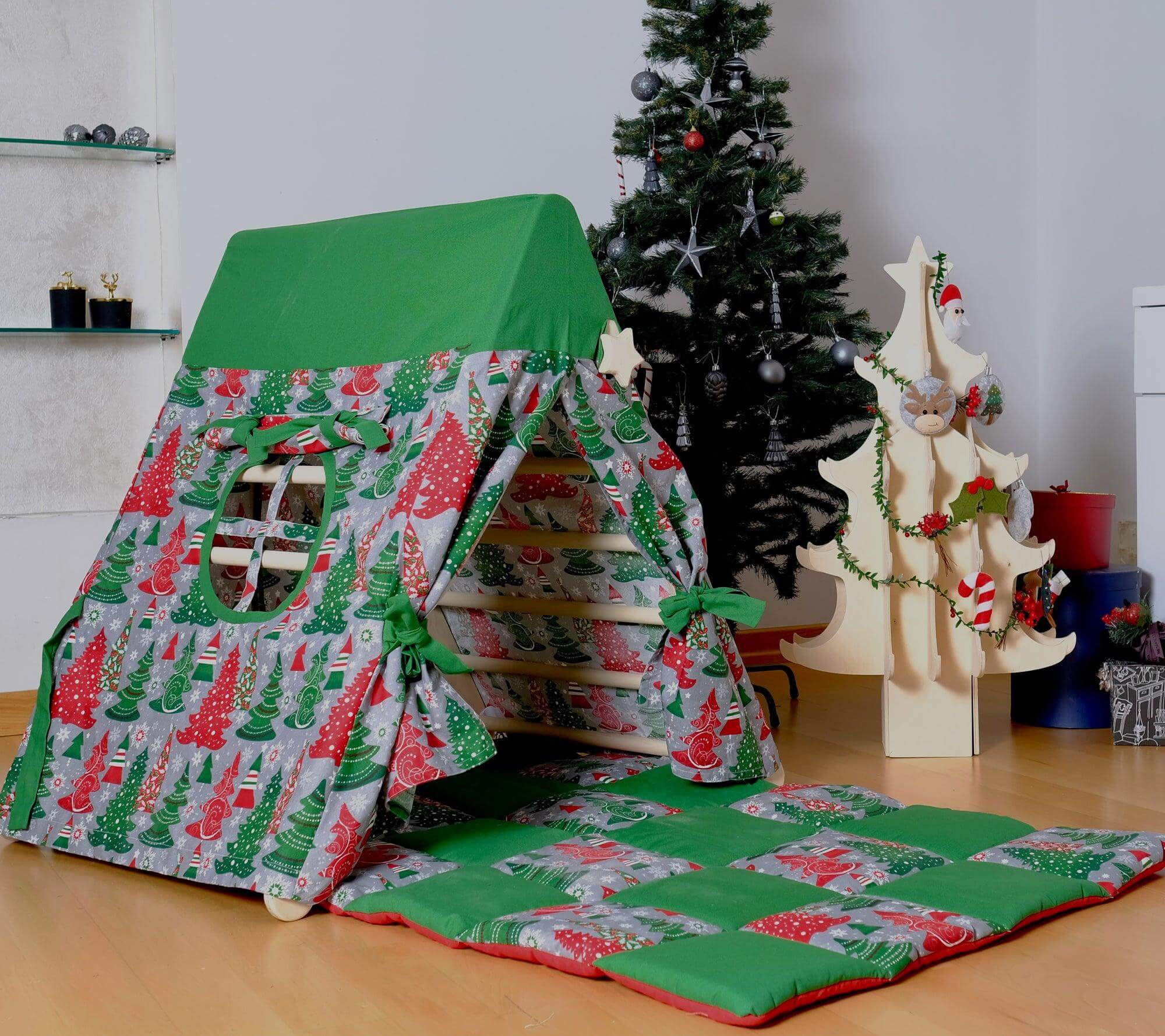 Christmas Play Tent & Play Mat for Climbing Triangle | Engaging Play Environment