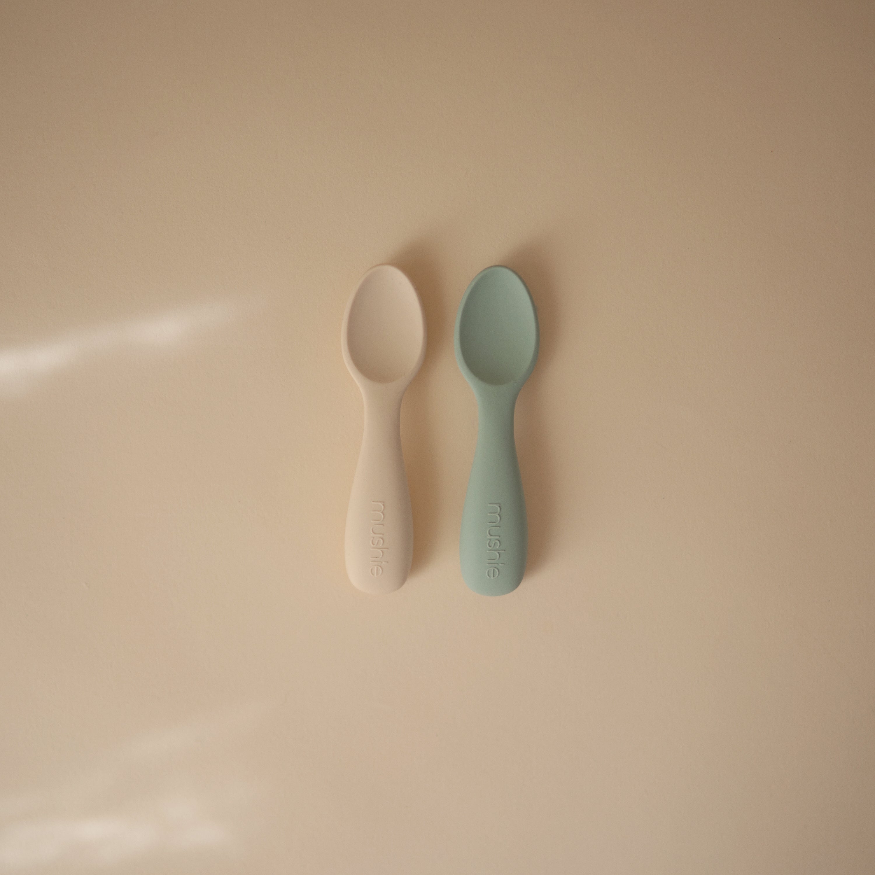 Silicone Toddler Starter Spoons 2-Pack silicone tableware Mushie   