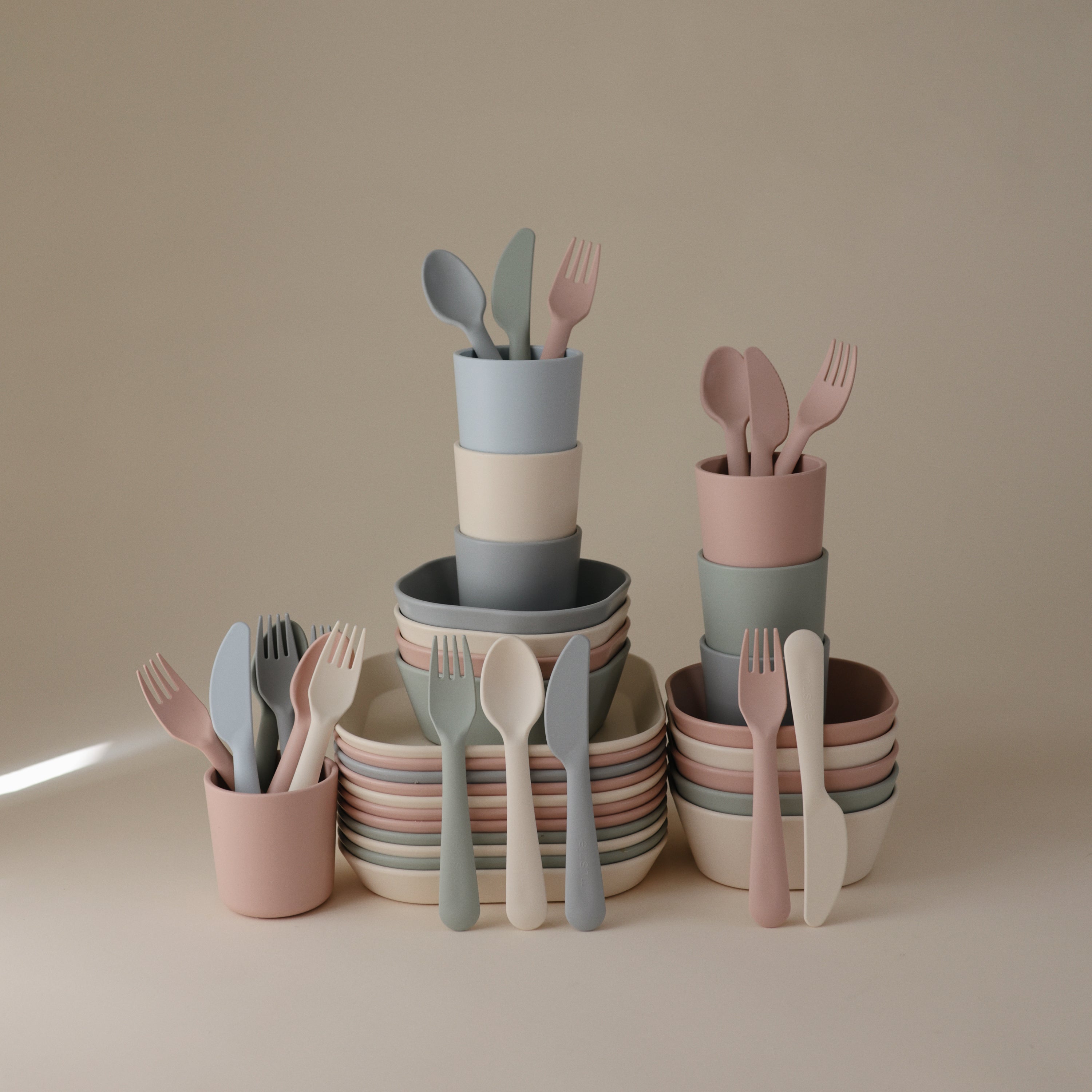 Dinnerware Cutlery Set Dinnerware Mushie   