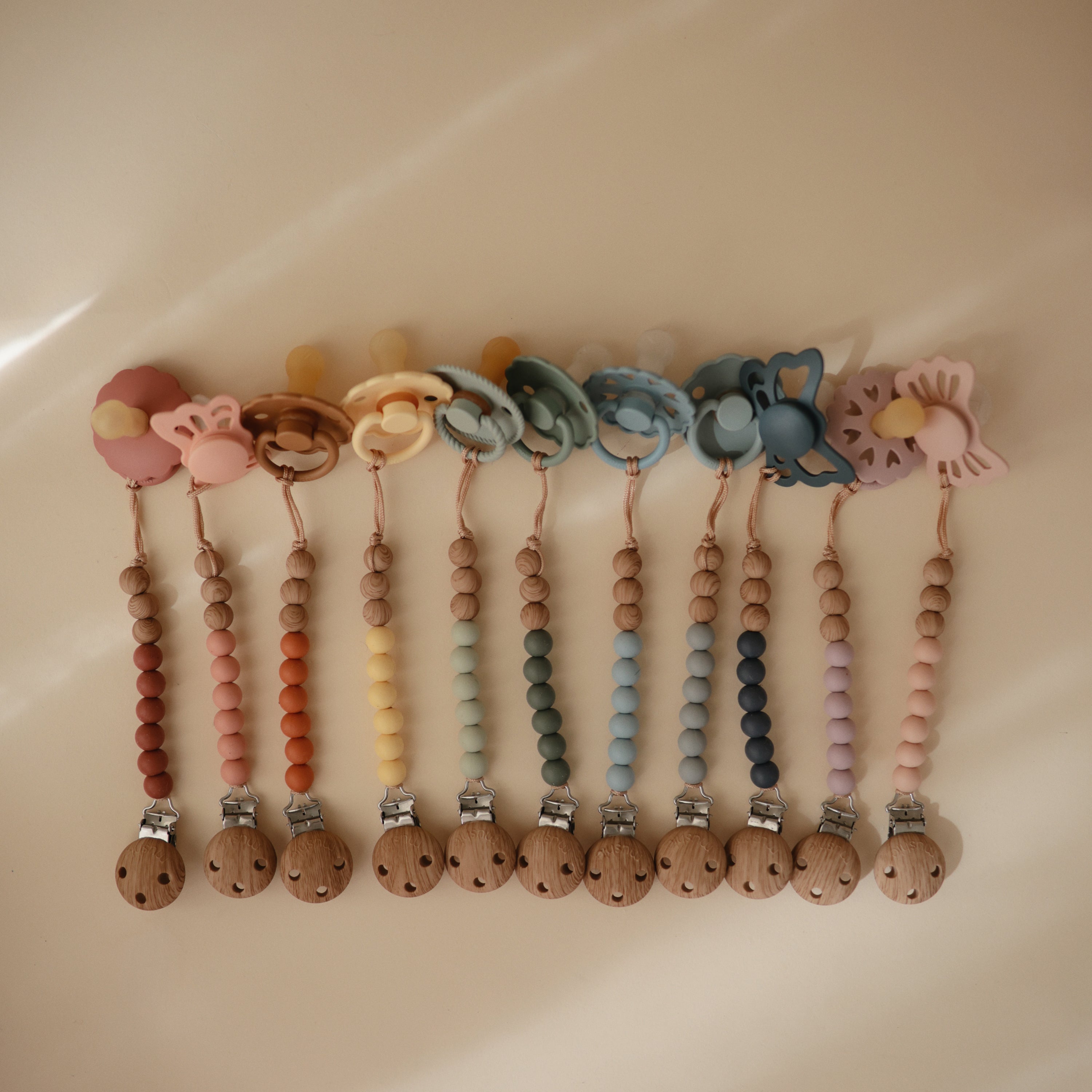 Silicone Pacifier Clip | Eva Pacifier Clip Mushie   