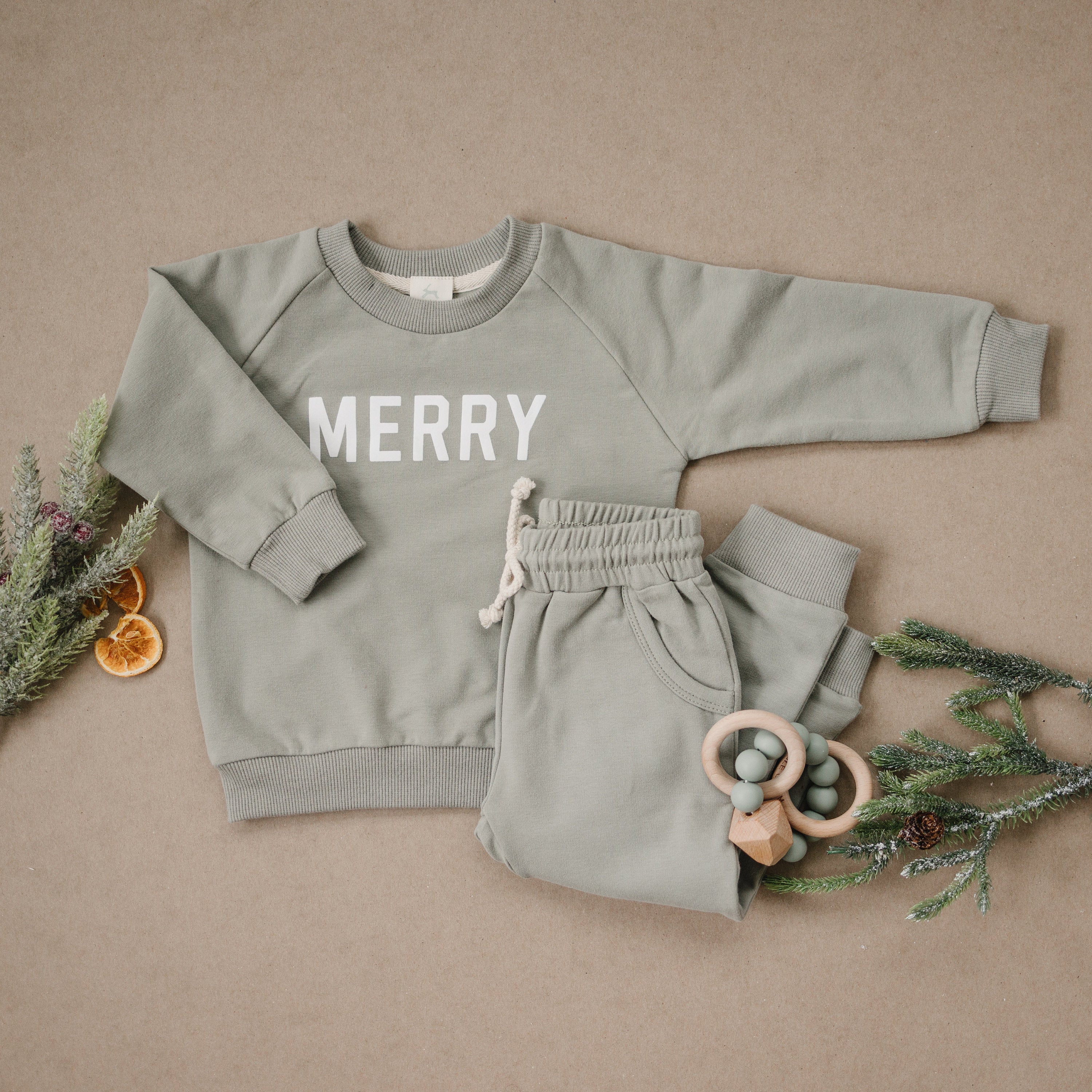 Merry Graphic Organic Cotton 2pc Jogger Set