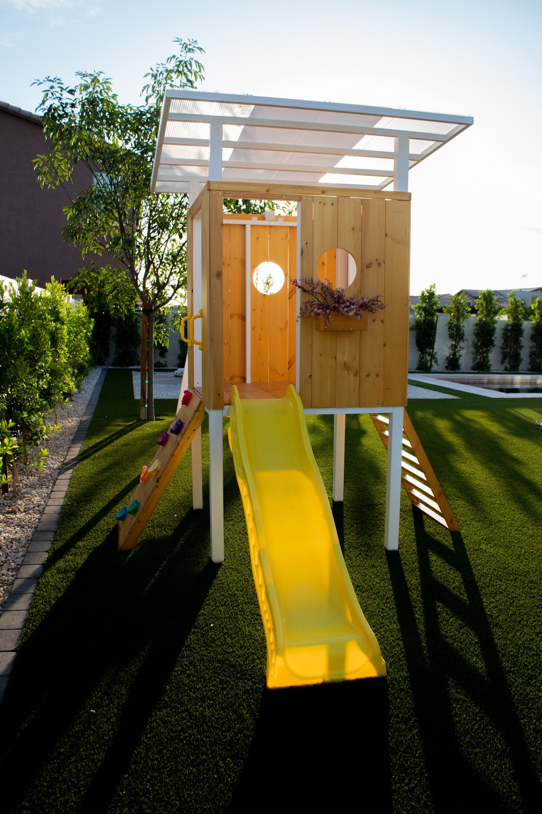 Forest - Modern Backyard Outdoor Swing Set 2 Swings And Trapeze Bar Outdoor Avenlur.com   