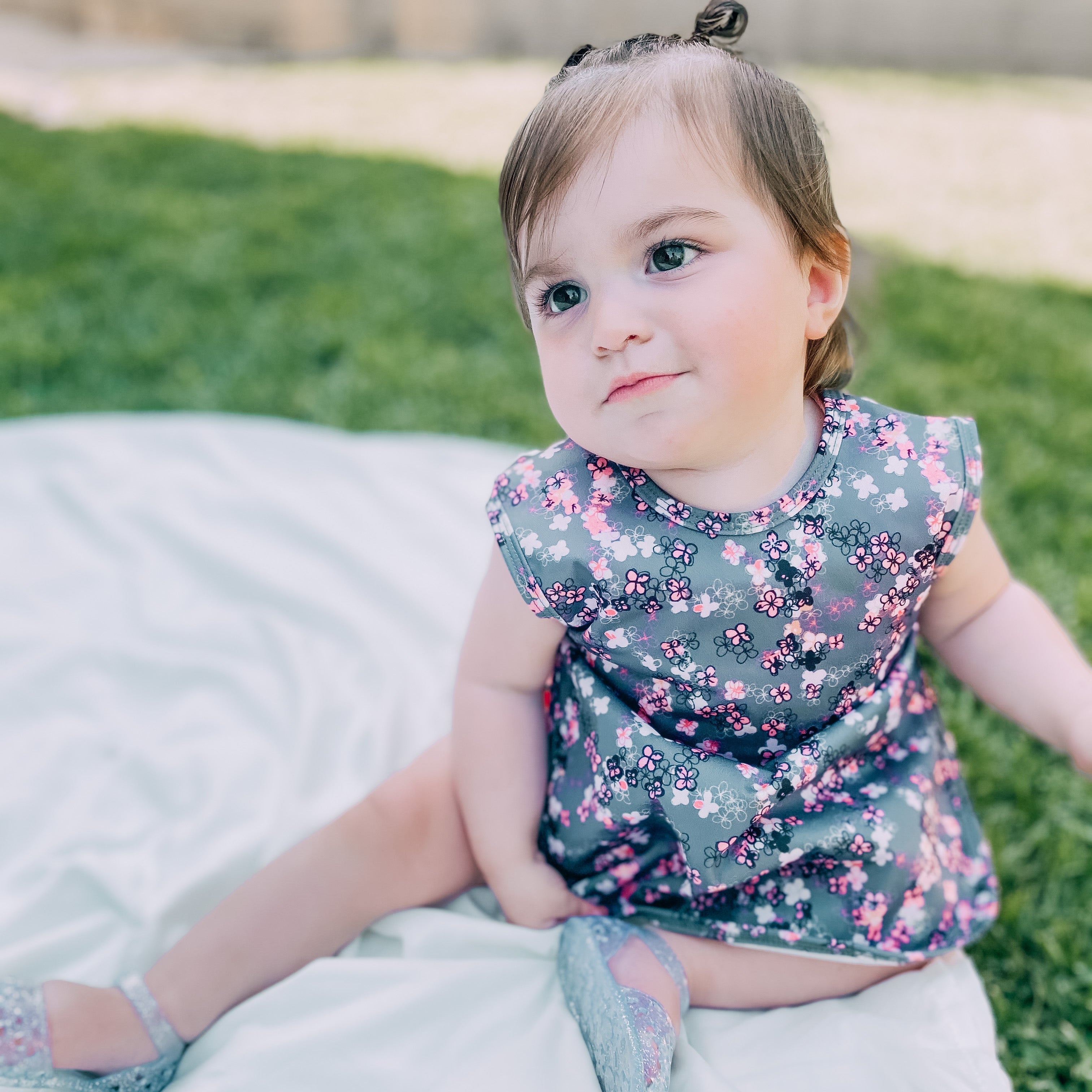 Ditsy Floral Bapron  BapronBaby   