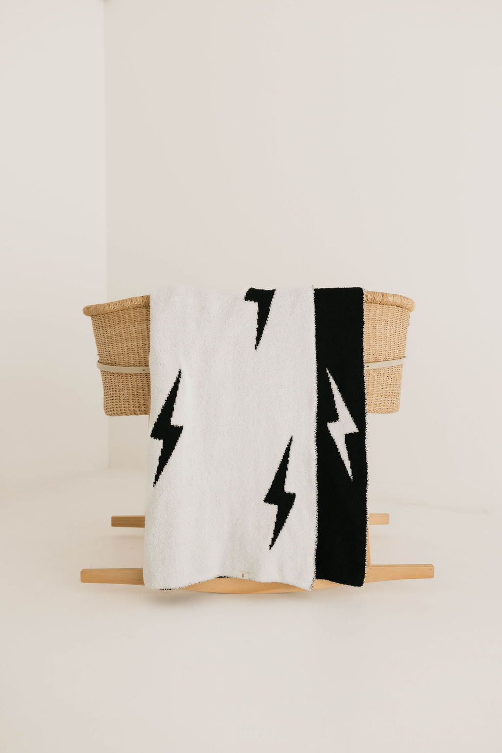 Plush Blanket | Black & White Lightning Bolt