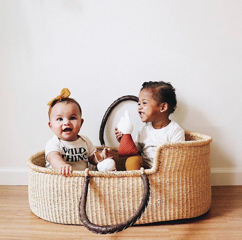 Natural<br>African Moses Basket<br>Brown Handle