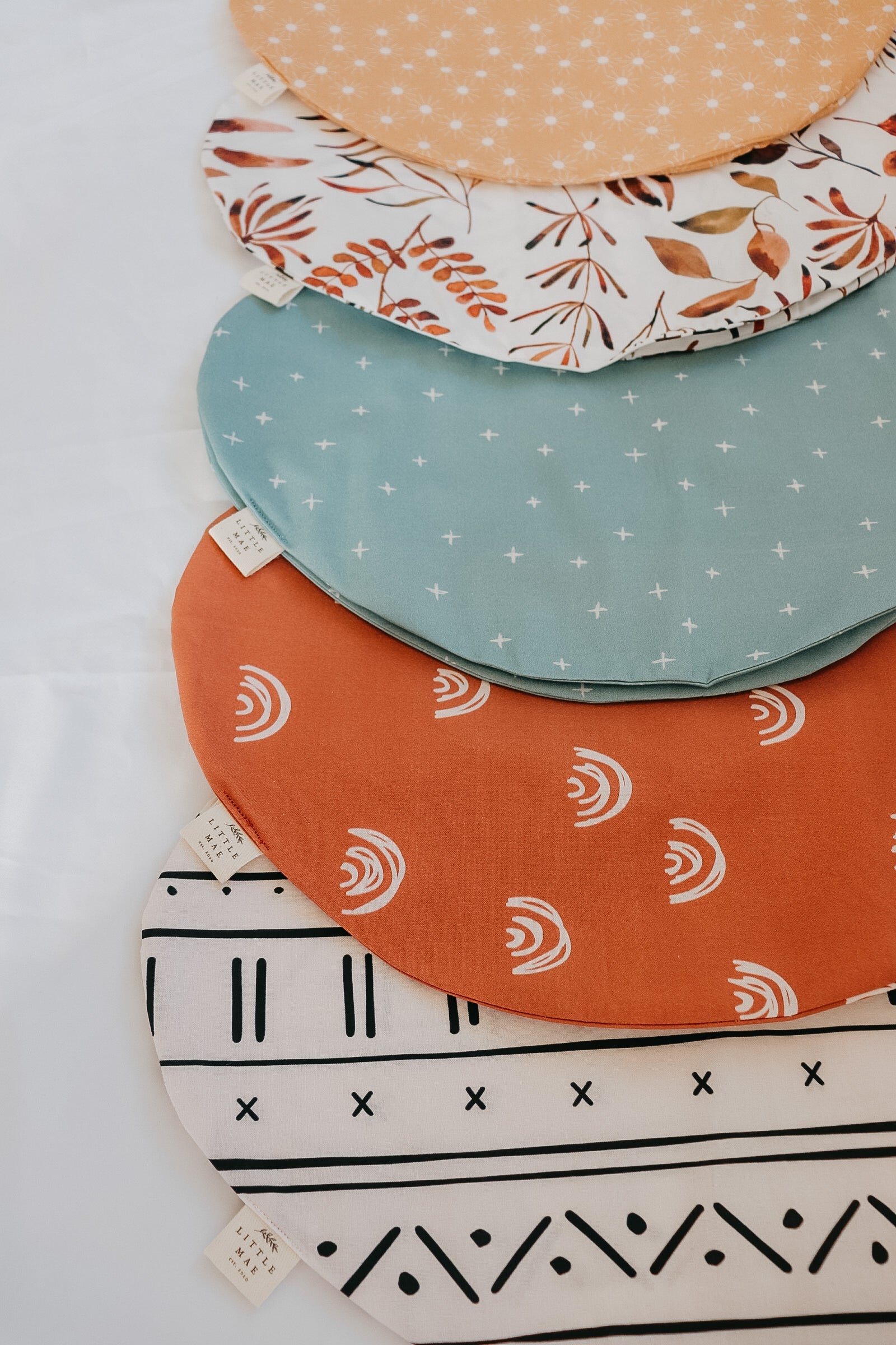 Dash Nursing Pillow Cover