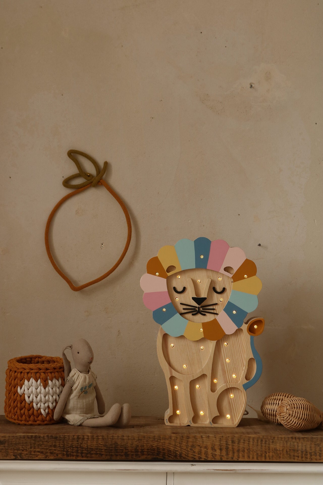 Little Lights Lion Lamp