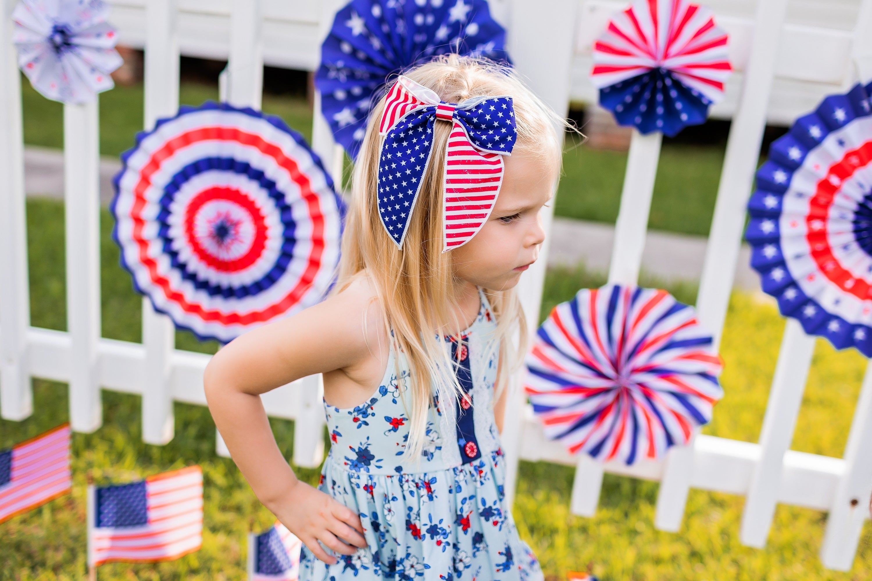 Patriotic Little Love Bug Bows