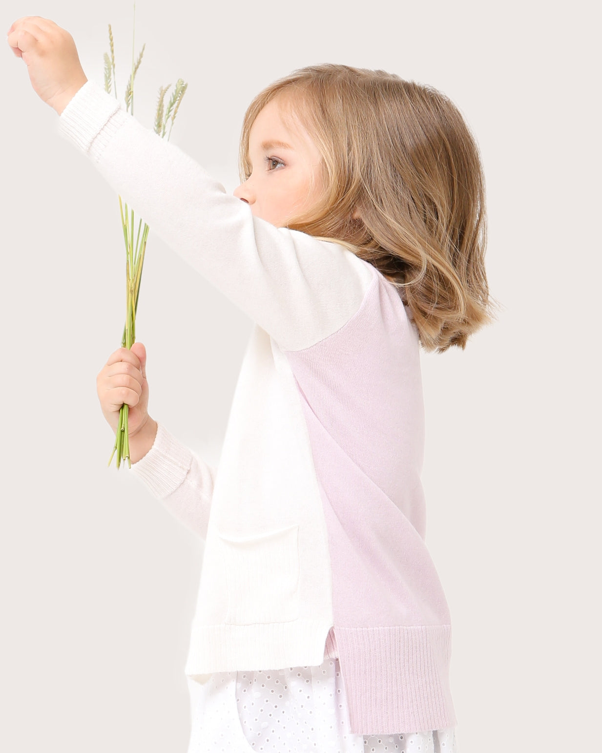 Sam Cardigan V Neck - White / Pink