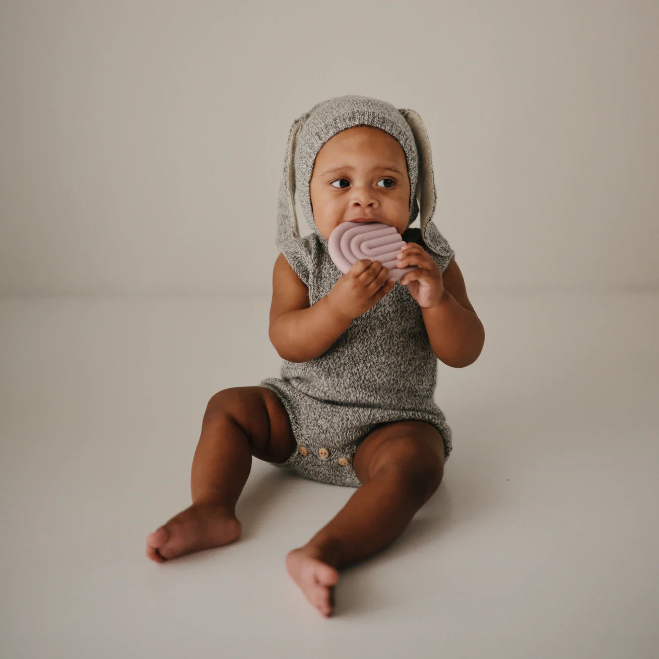 Rainbow Teether teether Mushie   