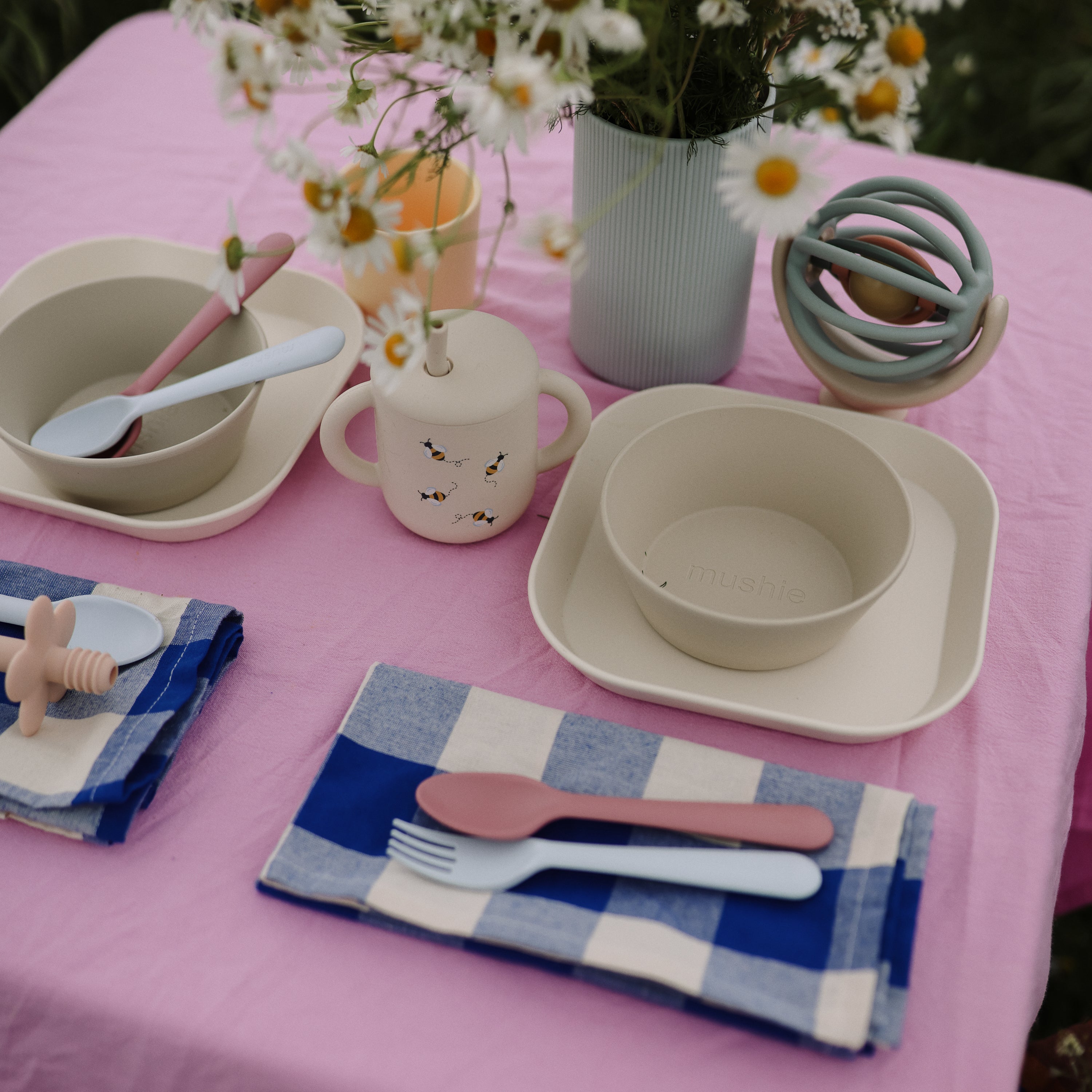 Round Dinnerware Bowl