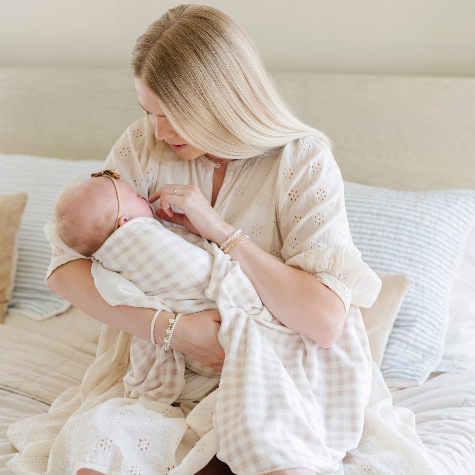 MINKY STRETCH LUXE SWADDLE/BLANKET