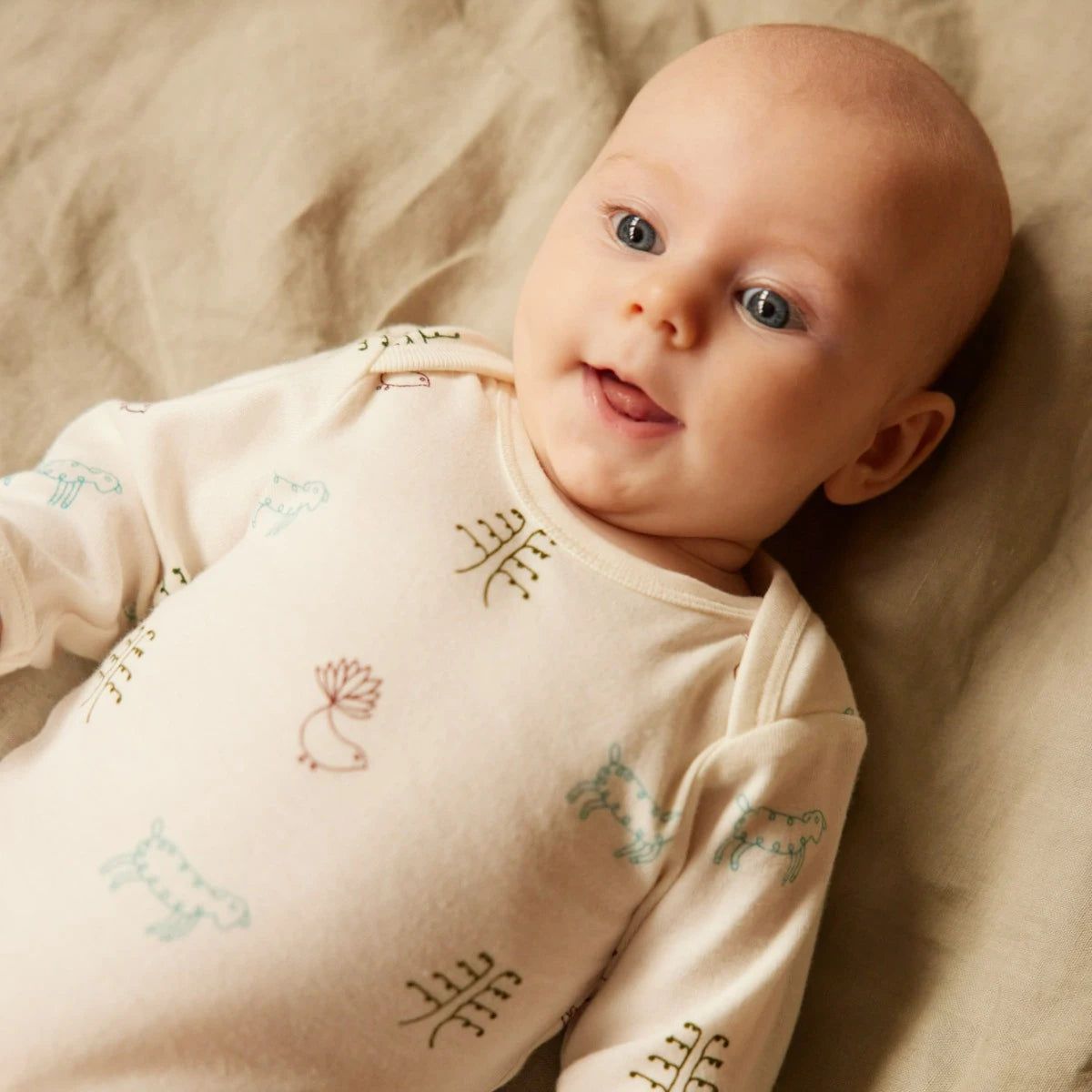 Long Sleeve Bodysuit - Nature Baby Print