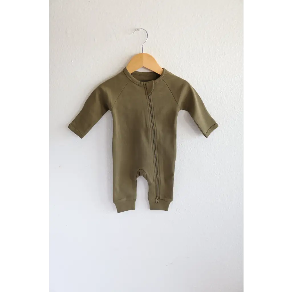 Organic Cotton Baby Zipper Sleeper in Olive