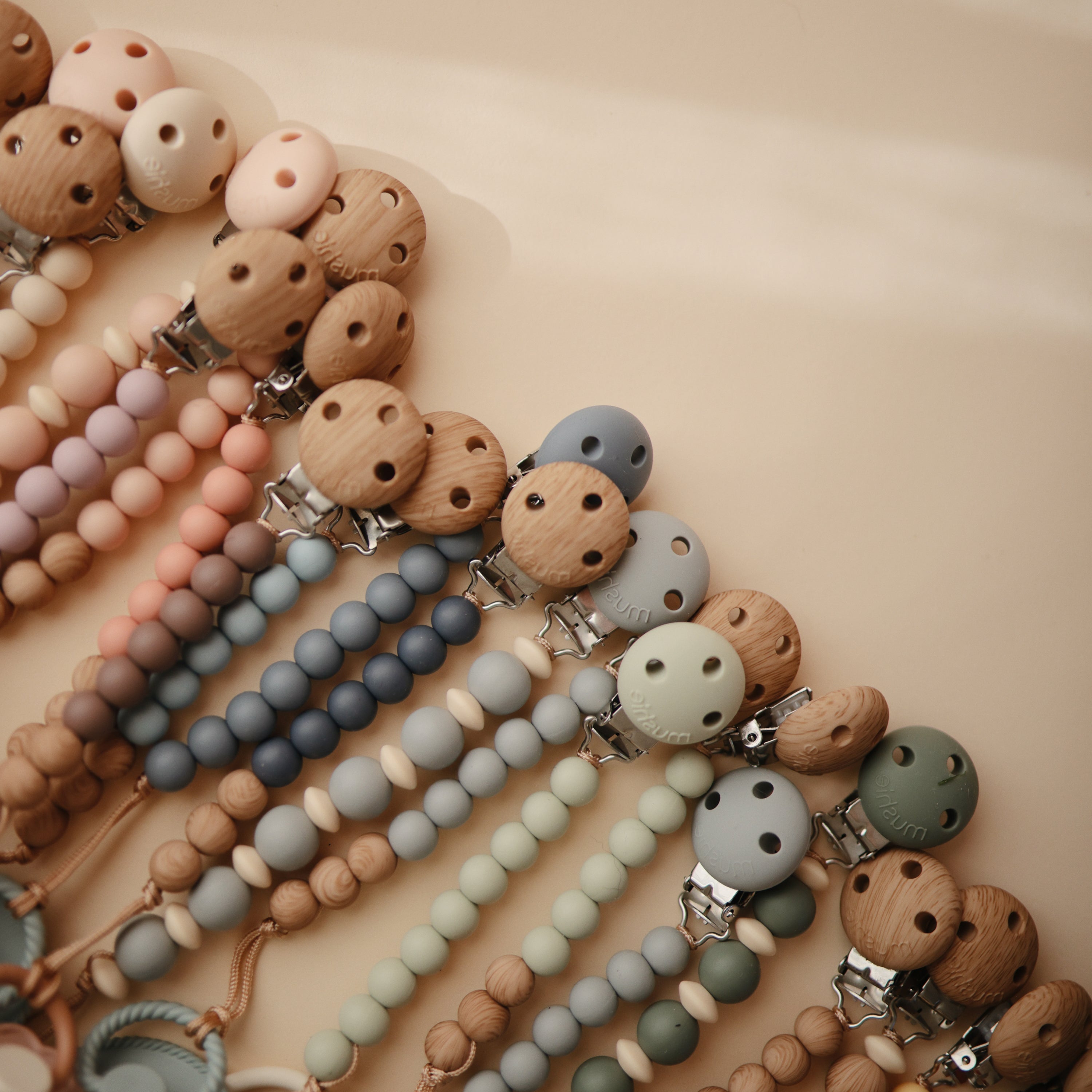 Silicone Pacifier Clip | Eva Pacifier Clip Mushie   