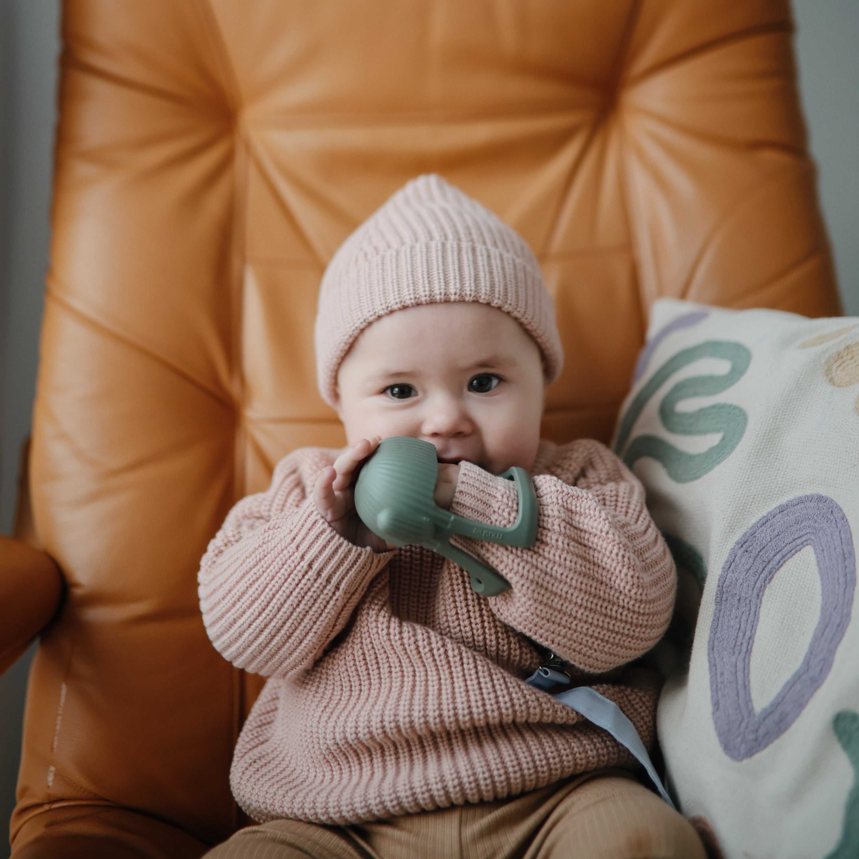 No-Drop Cactus Teether (Dried Thyme) teether Mushie   