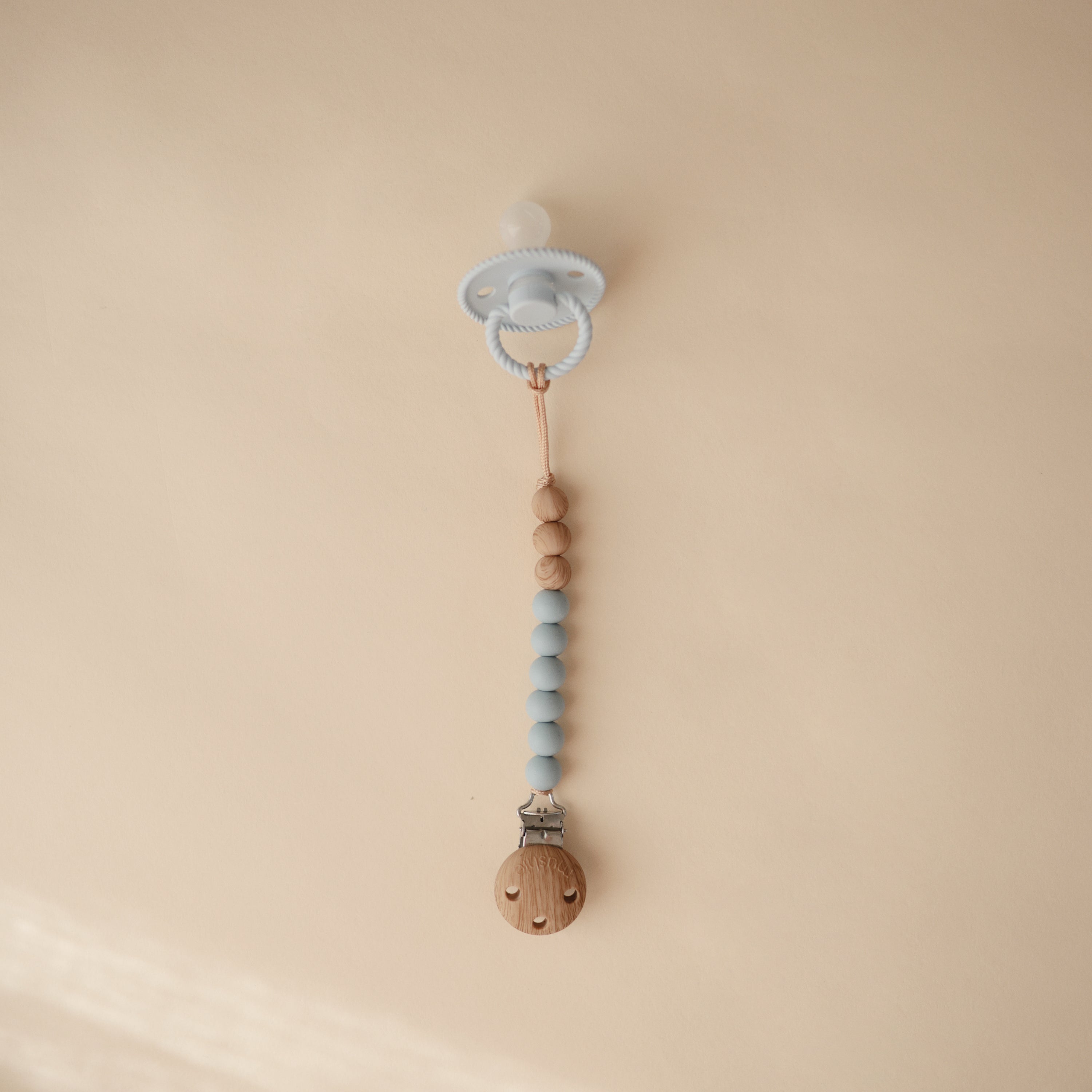 Silicone Pacifier Clip | Eva Pacifier Clip Mushie   