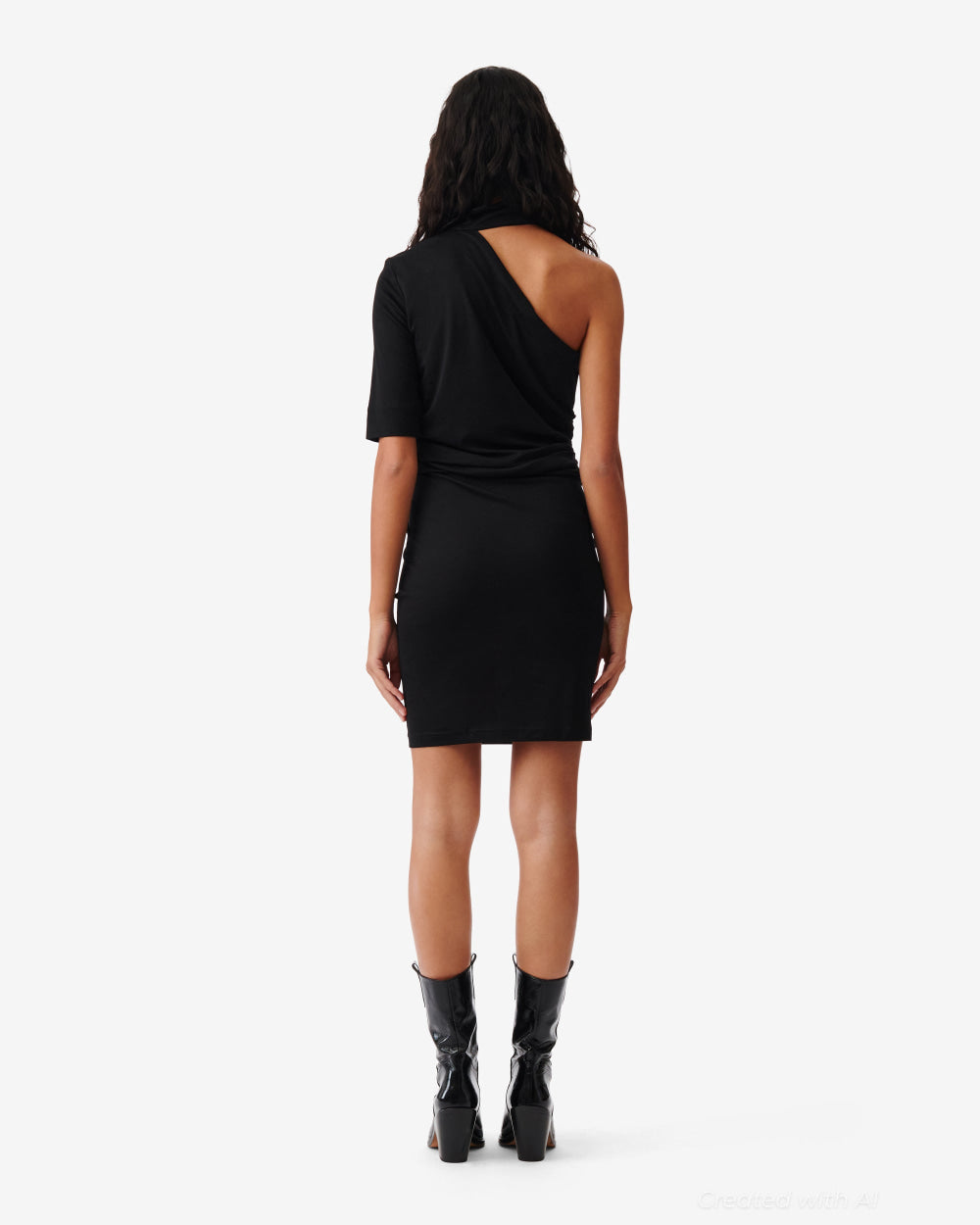 Suletto - Black - FINAL SALE