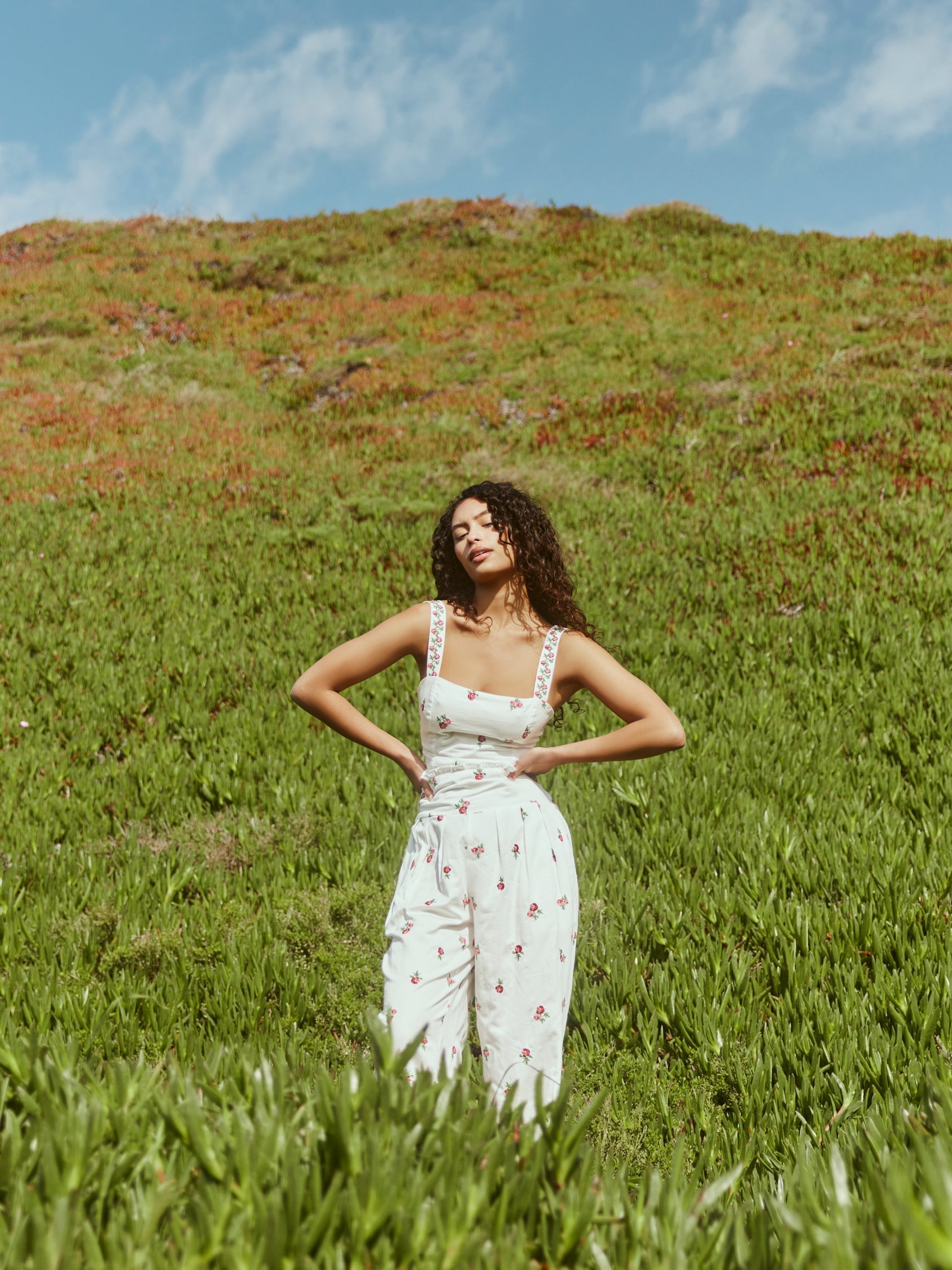 Camila Top - Sugar/Salsa Ditsy Floral Embroidery