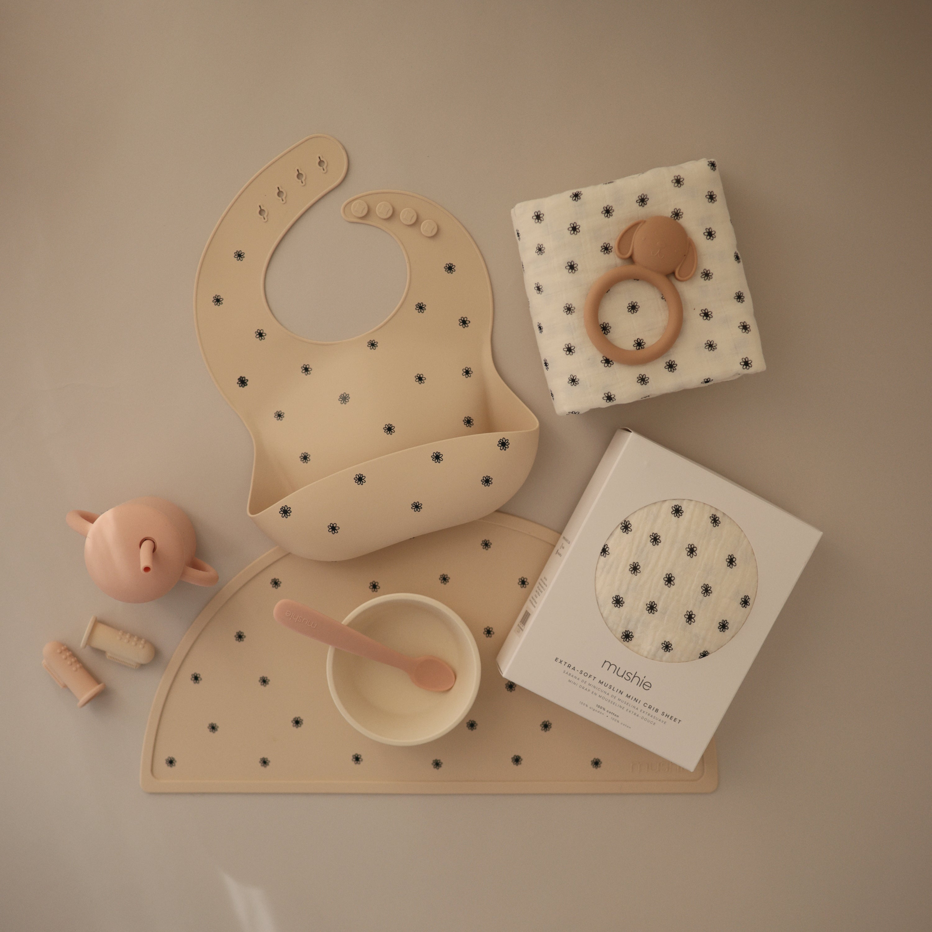 Silicone Placemat silicone mat Mushie   