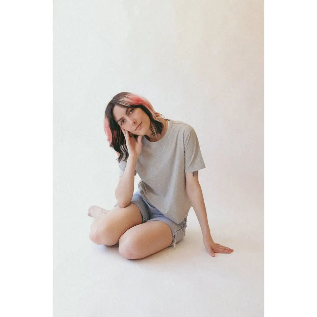 The Mom Crop in Gray