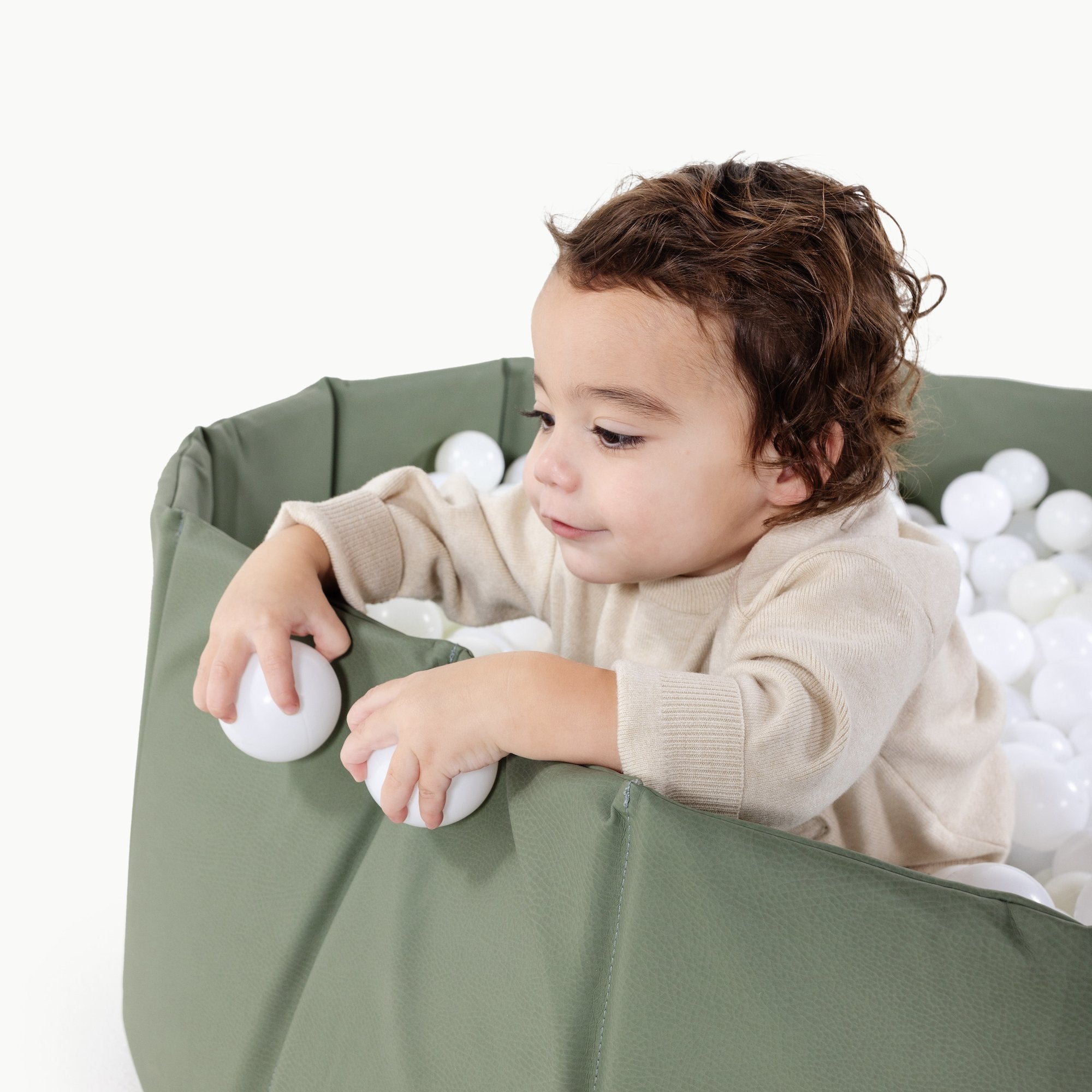 Toddler Ball Pit | Gathre