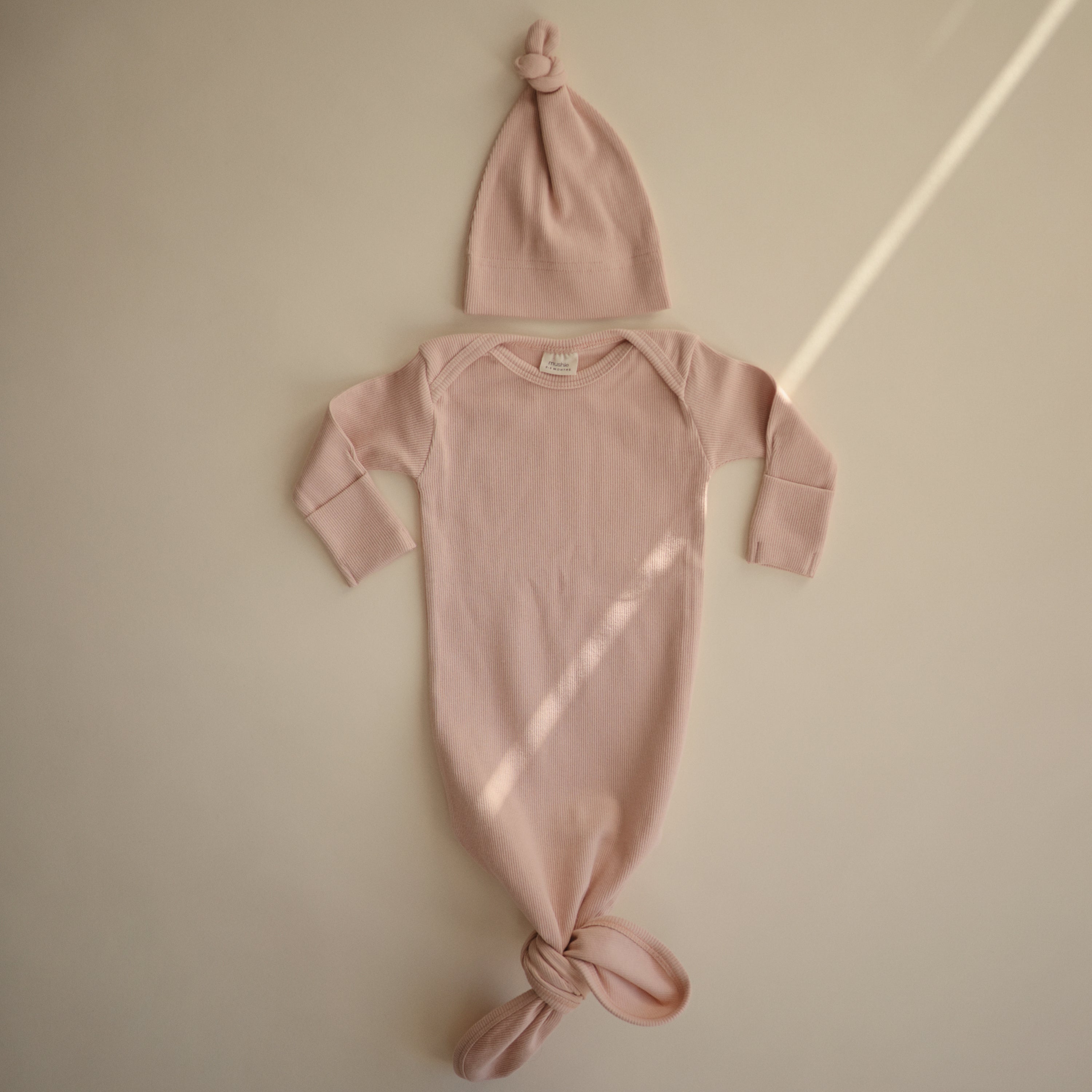 Ribbed Knotted Baby Gown + Beanie Set Baby Clothes Mushie   