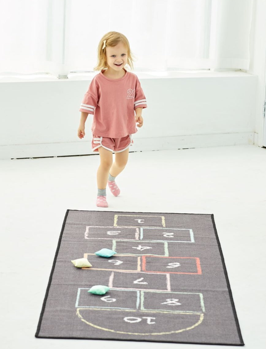 Hip Hopscotch Play Mat Games Wonder & Wise   