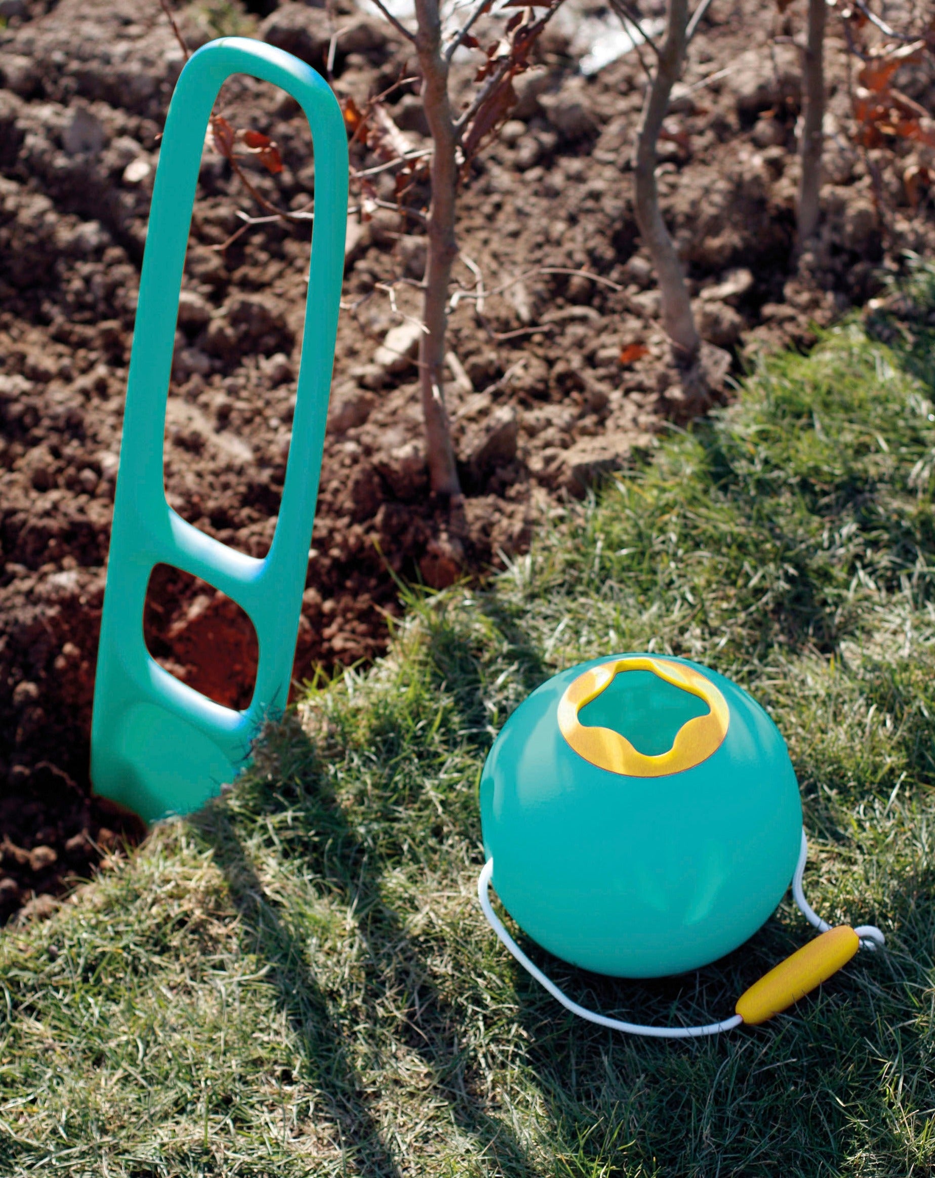 Ballo Beach Bucket - Lagoon Green & Yellow Stone Beach & Sand Toys Quut   