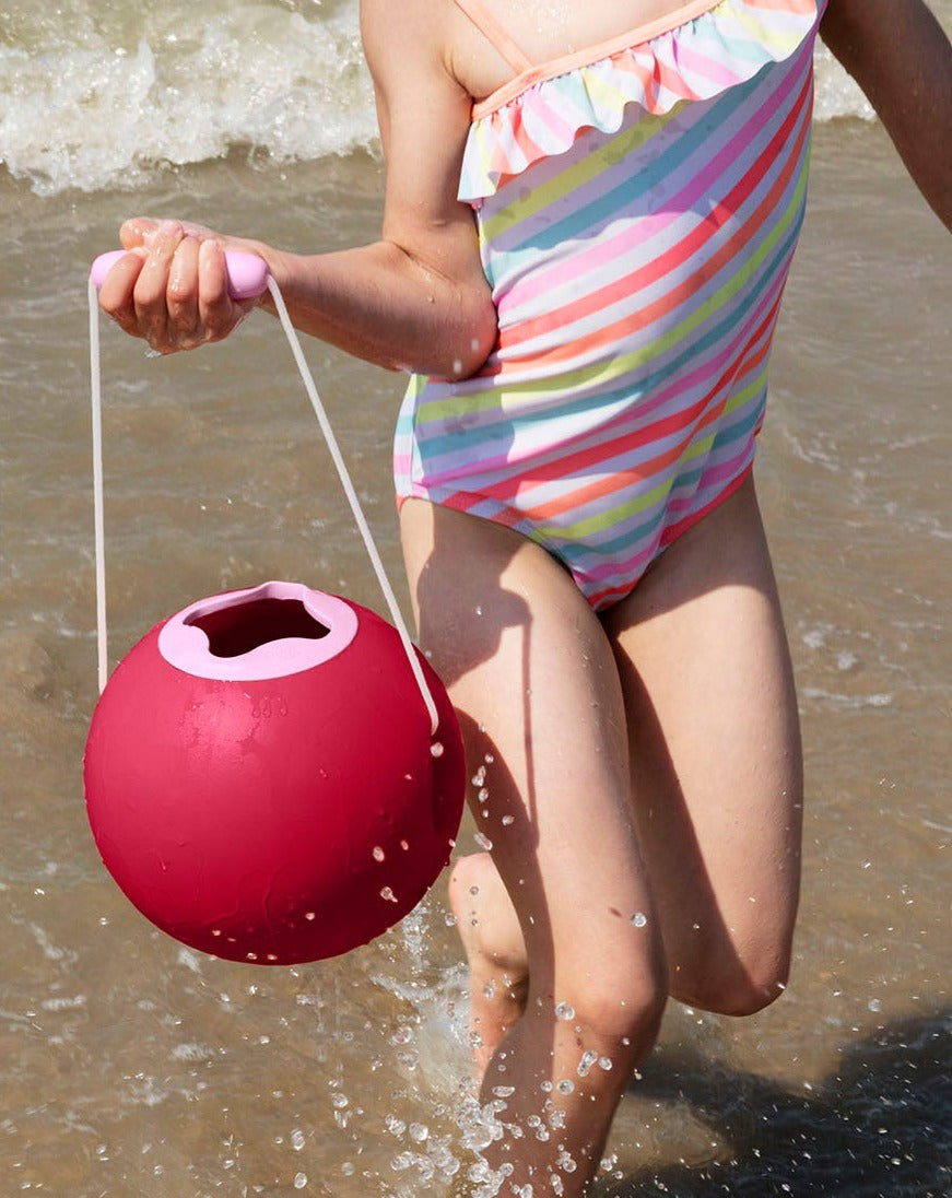 Ballo Beach Bucket - Cherry Red & Sweet Pink Beach & Sand Toys Quut   