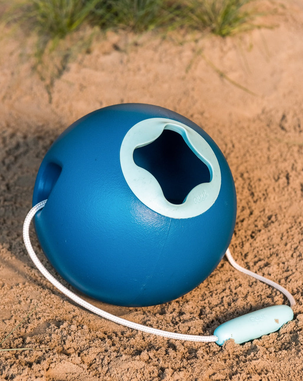 Ballo Beach Bucket - Ocean & Vintage Blue Beach & Sand Toys Quut   