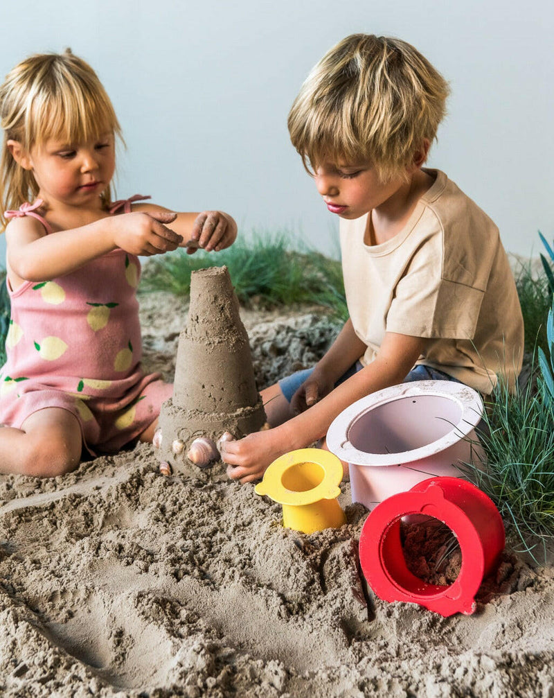 Quut Alto Cherry Banana Pink Beach Toy Sand Water Pool