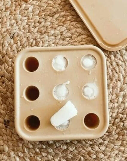 Ice Cube Tray Feeding Moss & Fawn   