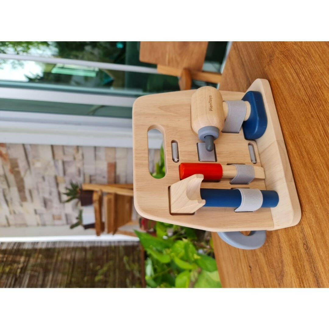 Handy Carpenter Set  PlanToys   