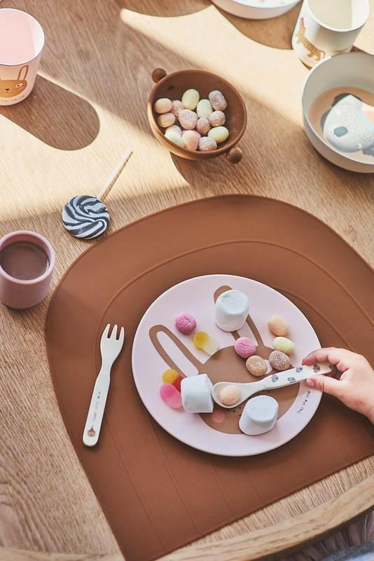 Rabbit Bamboo Tableware Set - Rose Feeding OYOY   