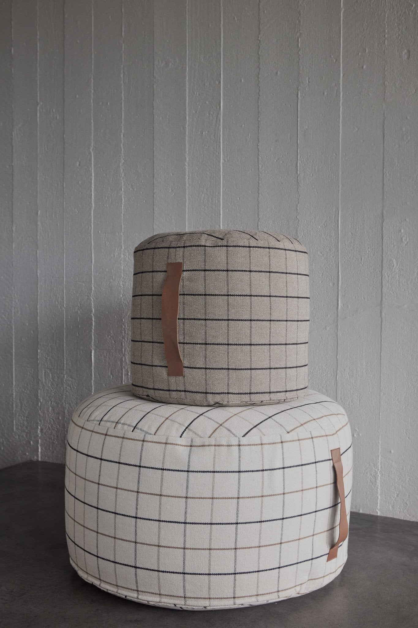 Grid Pouf Large - Offwhite  OYOY   