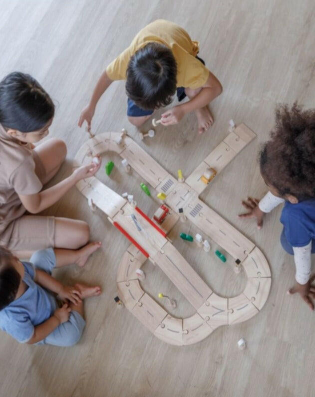 Rubber Road & Rail Set - Medium  PlanToys   