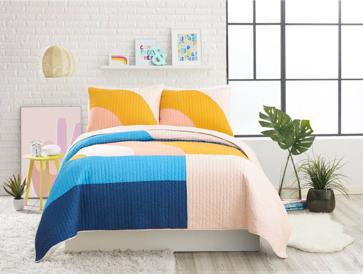 Modshapes 3-Piece Quilt Set by Makers Collective  Peking Handicraft   