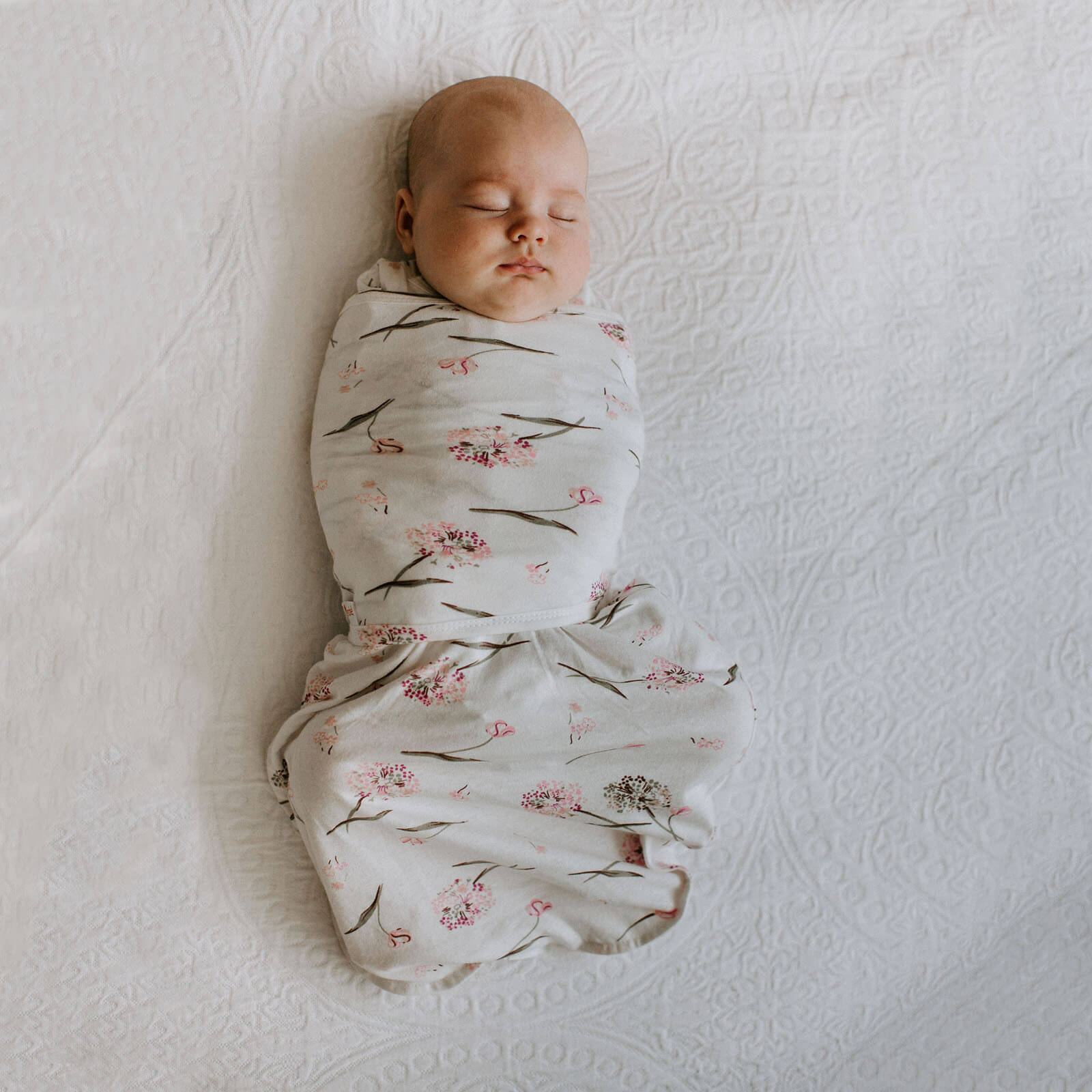 Transitional Swaddle Wrap (3-6mo) 100% Cotton Jersey embé®   