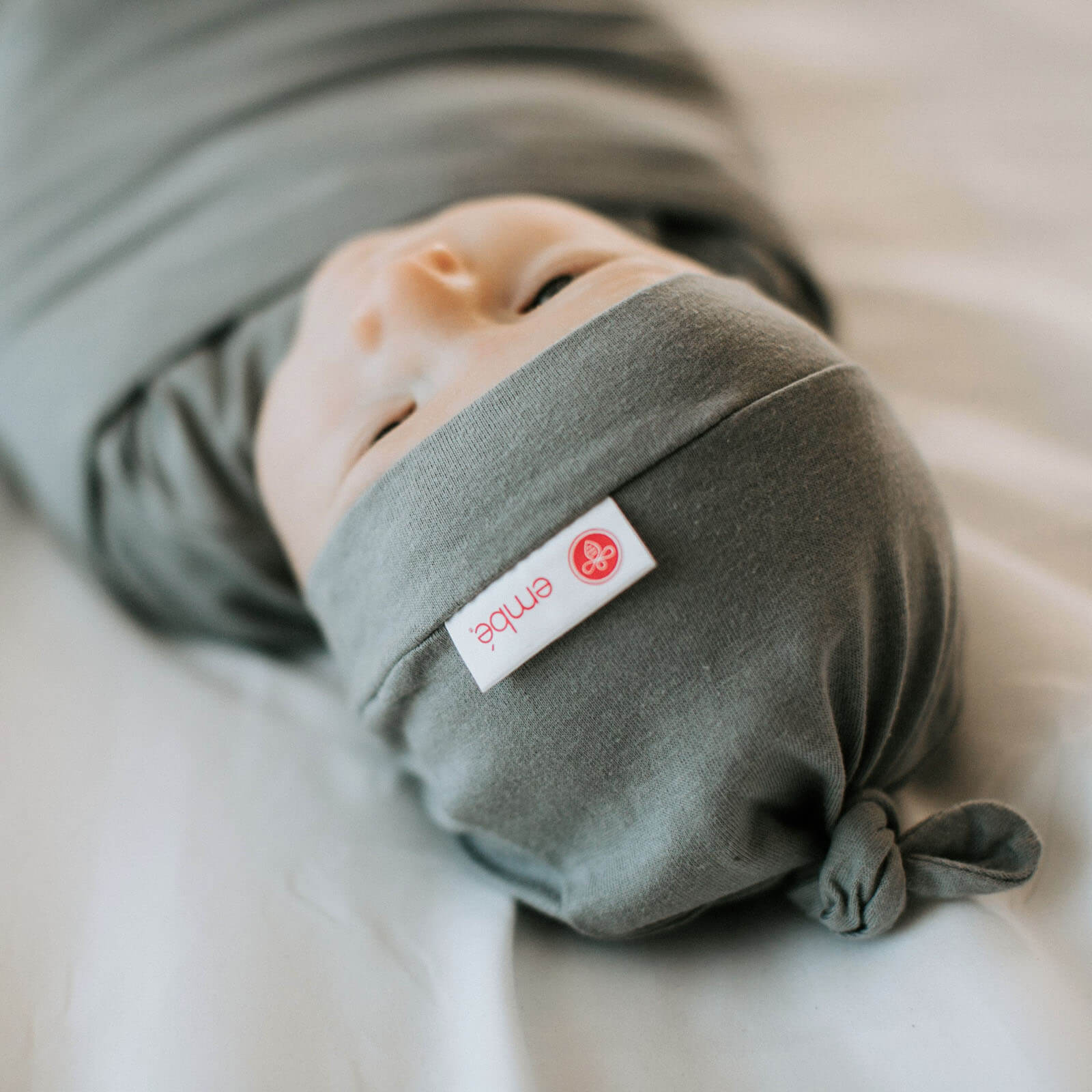 Hat + Long Sleeve Swaddle Sack Bundle Swaddling Blankets embé®   