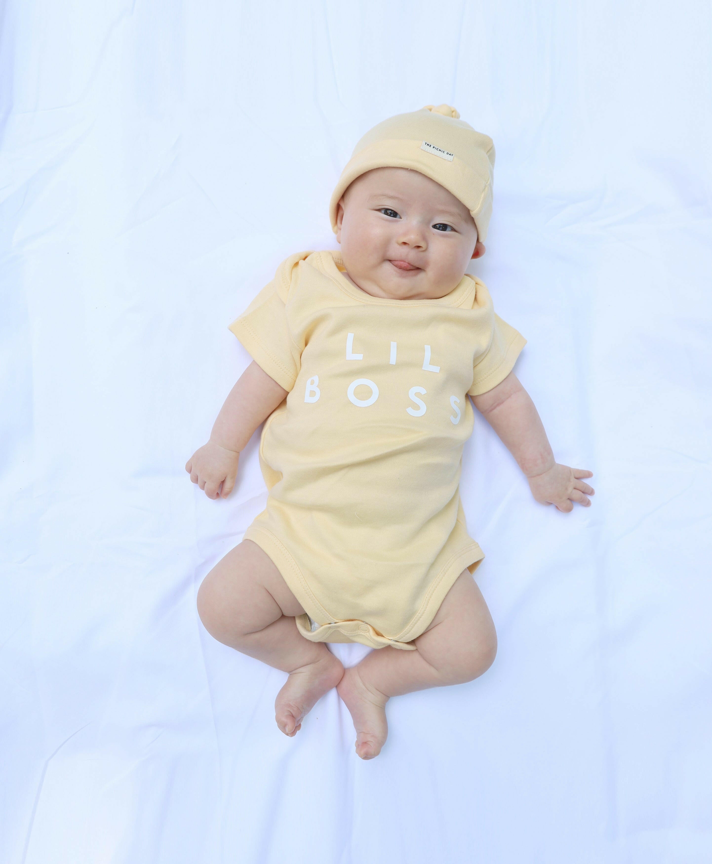 Lil Boss Organic Baby Gift Bundle Lemon Yellow Baby Gift Sets The picnic day   