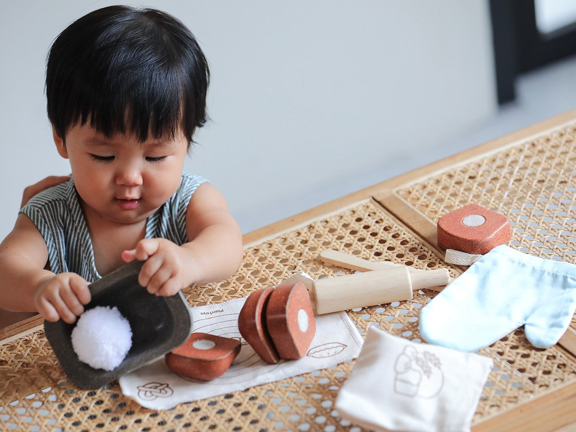 Bread Loaf Set Pretend Play PlanToys   