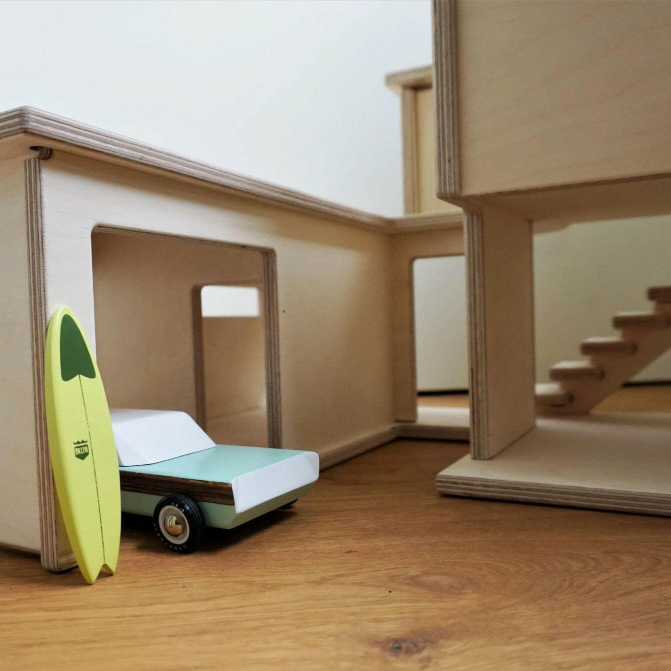 Laguna House Dollhouses Conifer Toys   