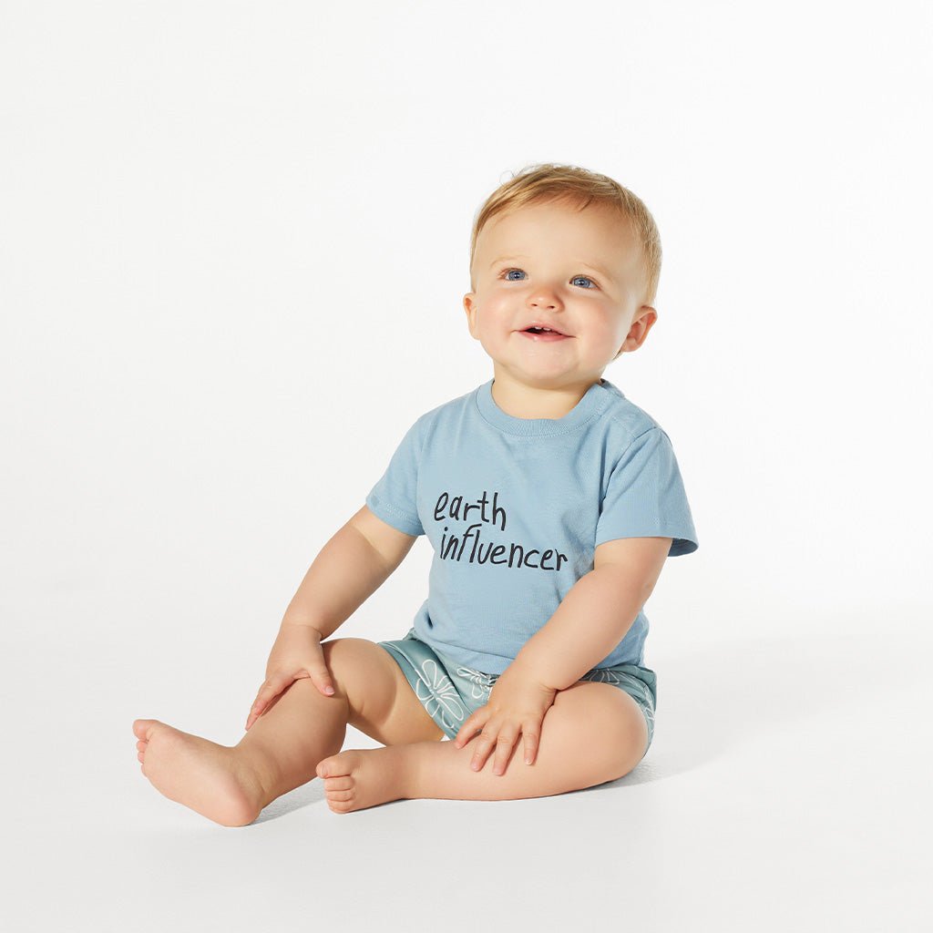 Earth influencer Baby T-Shirt tshirt Mon Coeur   