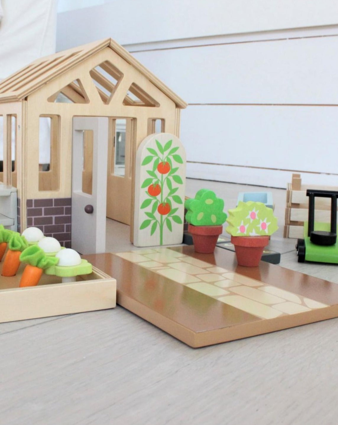 Greenhouse and Garden Set Kids Toys Tender Leaf   