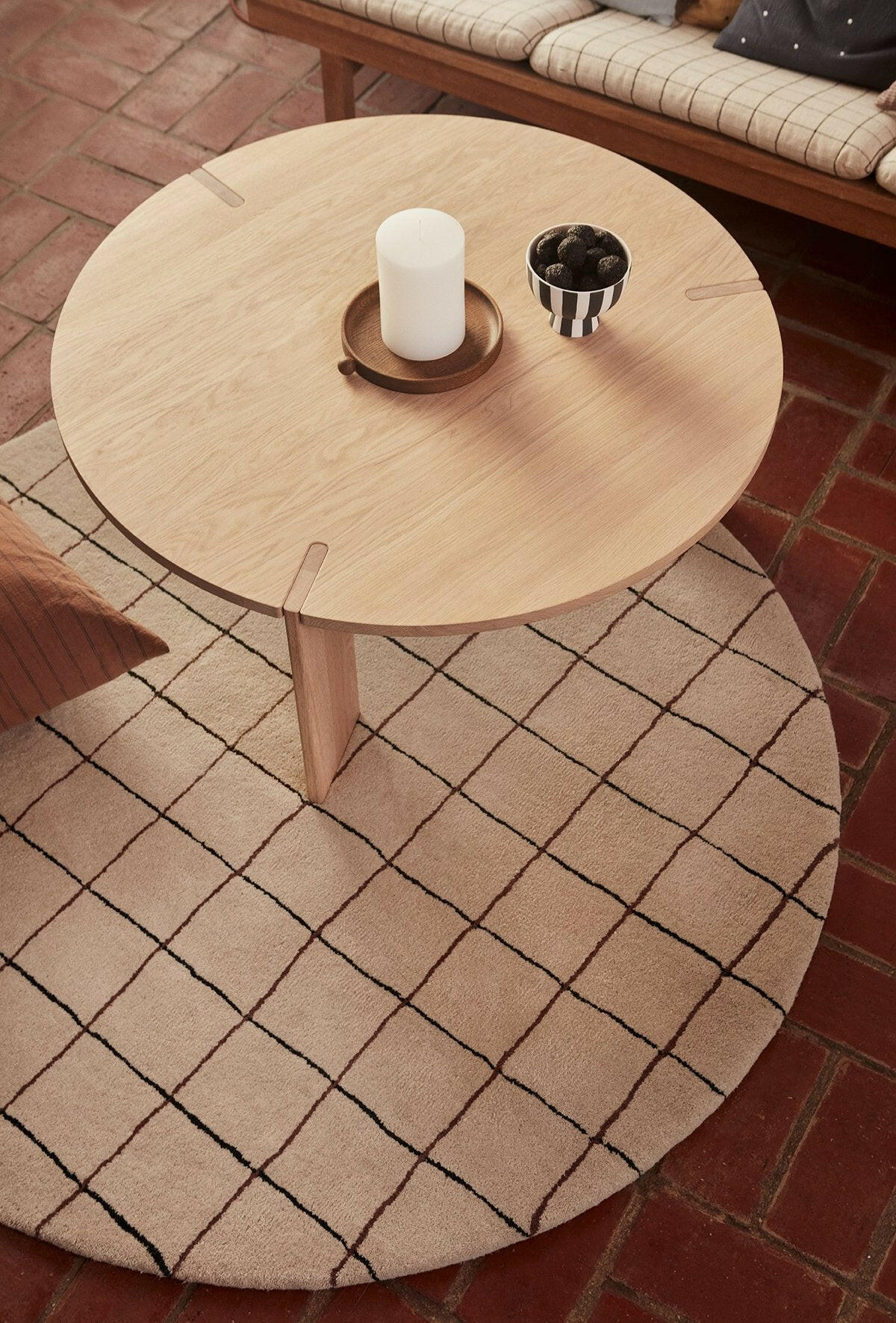 Grid Circle Rug - Offwhite  OYOY   