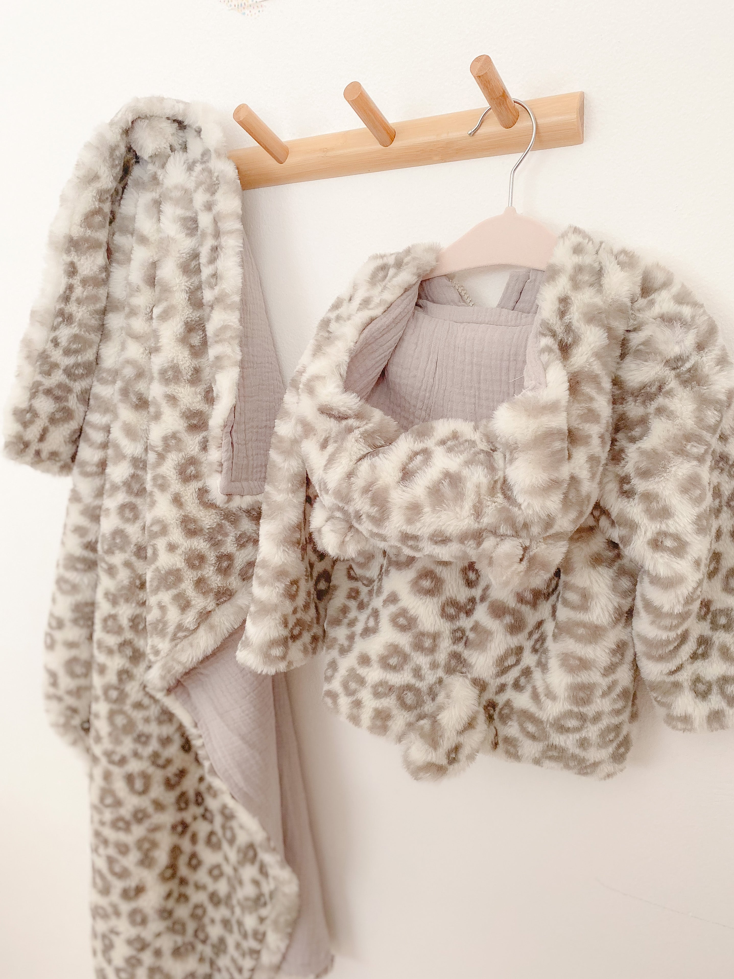 GRAY LEOPARD FAUX FUR BABY BLANKET Blanket MON AMI   